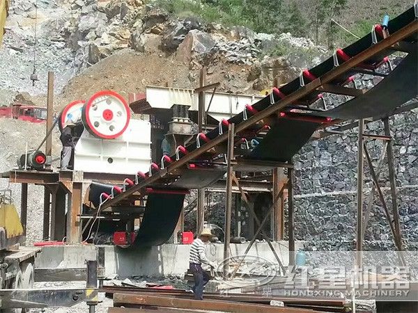 1000tph歐版碎石機環(huán)保工作現(xiàn)場 1000tph歐版碎石機環(huán)保工作現(xiàn)場