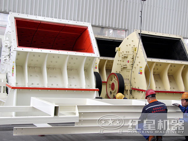 小型錘破機(jī) 小型錘破機(jī)