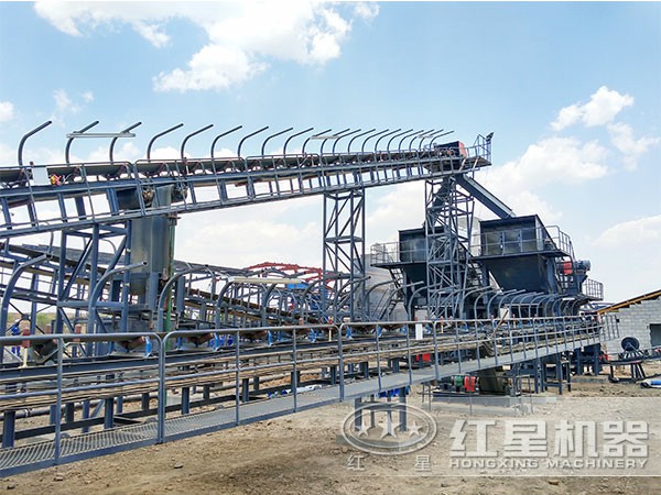 江西豆石破碎現(xiàn)場2 江西豆石破碎現(xiàn)場2