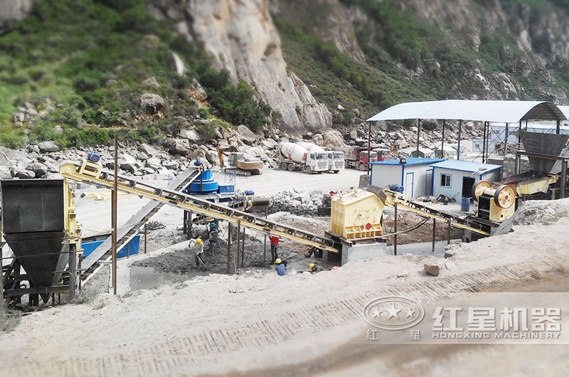 河南安陽河卵石制砂碎石生產(chǎn)線，級(jí)配好，使用率高