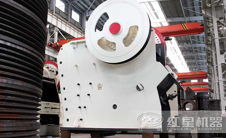 PE顎式破碎機產量1-2200t/h，排料口10-350mm