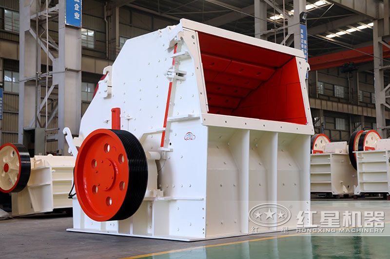 反擊式破碎機優勢，出料均勻，石粉少