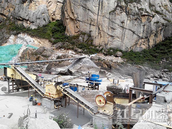 新型環(huán)保制砂生產(chǎn)線 新型環(huán)保制砂生產(chǎn)線