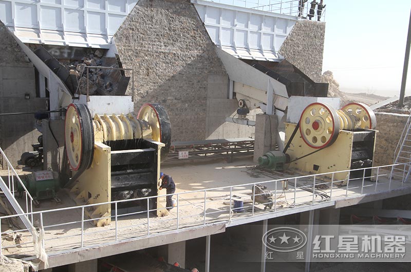 河北客戶(hù)時(shí)產(chǎn)1000噸碎石生產(chǎn)線 河北客戶(hù)時(shí)產(chǎn)1000噸碎石生產(chǎn)線