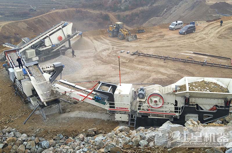 履帶式移動(dòng)建筑垃圾粉碎機(jī)作業(yè)現(xiàn)場(chǎng)圖 履帶式移動(dòng)建筑垃圾粉碎機(jī)作業(yè)現(xiàn)場(chǎng)圖