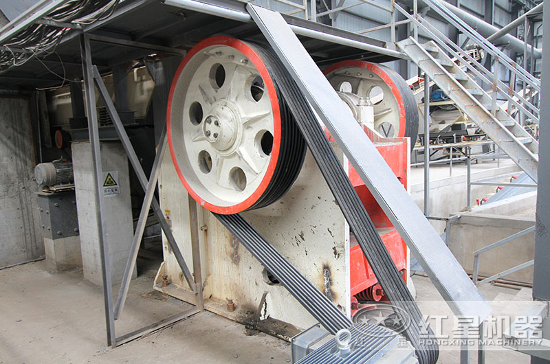 顎式破碎機適用于200多種物料 顎式破碎機適用于200多種物料