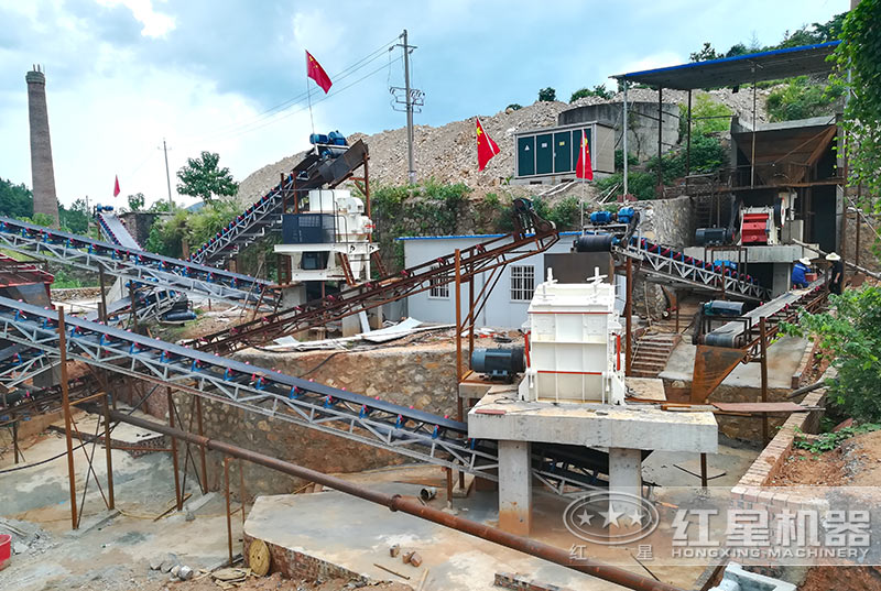大型石灰巖制砂生產線現場 大型石灰巖制砂生產線現場
