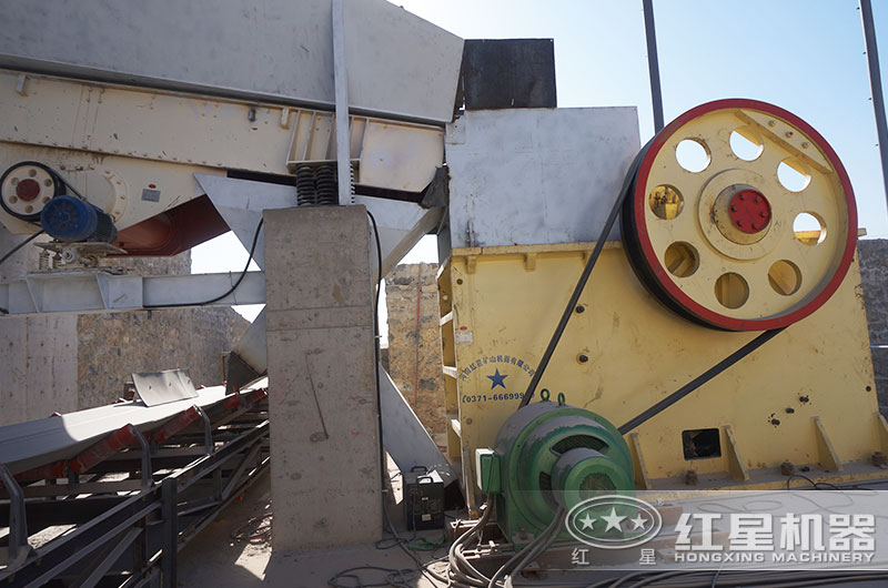 日產(chǎn)5萬噸大型顎式破碎機 日產(chǎn)5萬噸大型顎式破碎機