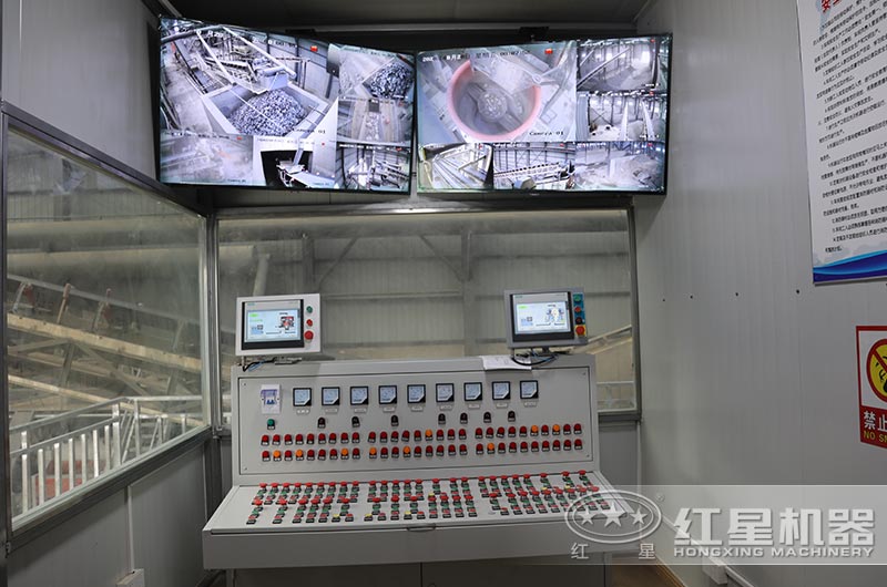 圓錐破碎機監控室