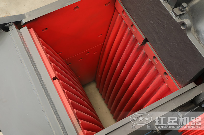 鄂式破碎機顎板 鄂式破碎機顎板