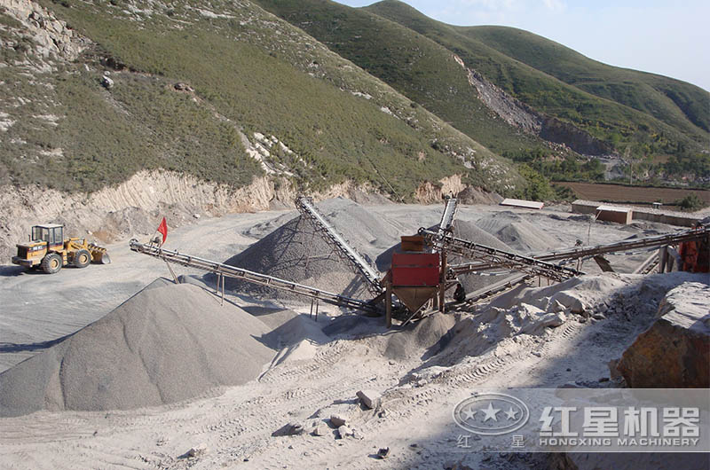 隧道洞渣加工碎石現(xiàn)場 隧道洞渣加工碎石現(xiàn)場